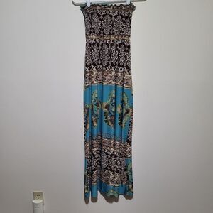 Body Central Boho Floral Maxi‎ Dress